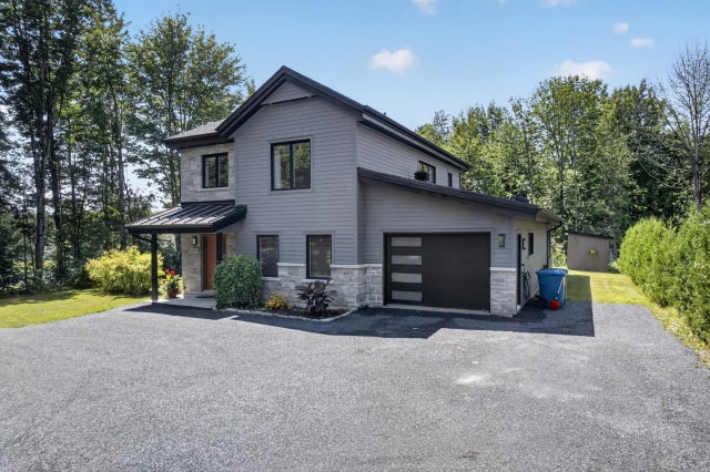 Façade — 490, Av. des Oréades, Magog, J1X0B1, Magog