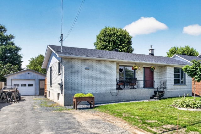 Façade — 395, Boul. St-Joseph O., Drummondville, J2E1M3, Drummondville