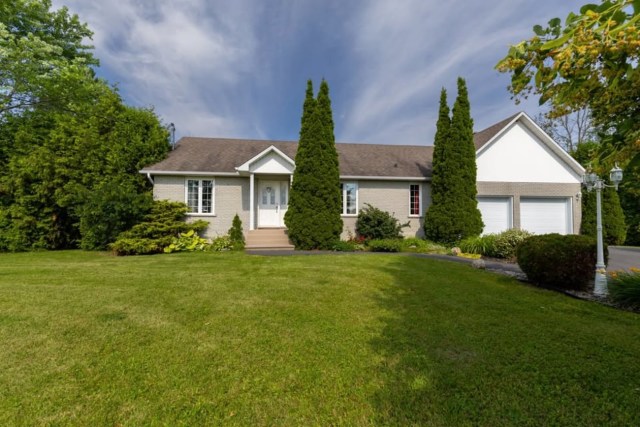 Photo 2 — 24 Ch Du Grand-Pré, Saint-Jean-Sur-Richelieu, J2W 2Z5, Saint-Jean-Sur-Richelieu