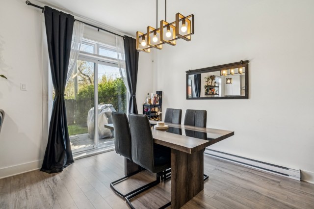 Salle à manger — 324, Crois. Corno, Boisbriand, J7G0B3, Boisbriand