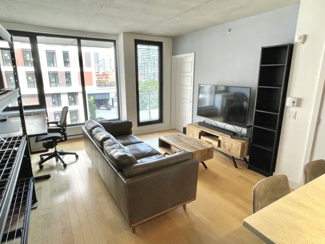 Photo 2 — 535-950 Rue Notre-Dame O, 535, Montréal, H3C 0K3, Montréal