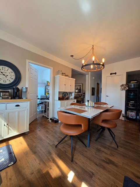 Salle à manger — 745, Boul. du St-Maurice, Trois-Rivières, G9A3P5, Trois-Rivières