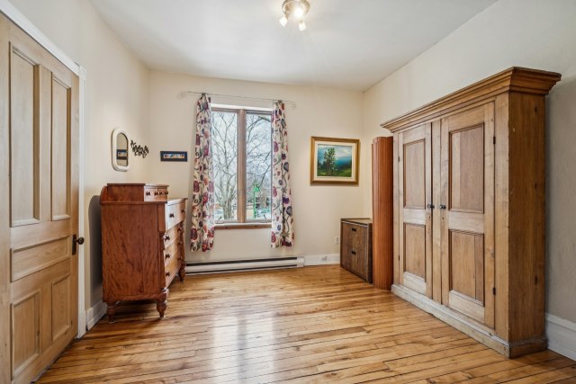 Chambre à coucher — 42, Av. St-Cyril, Montréal (Outremont), H2V1H8, Montréal (Outremont)