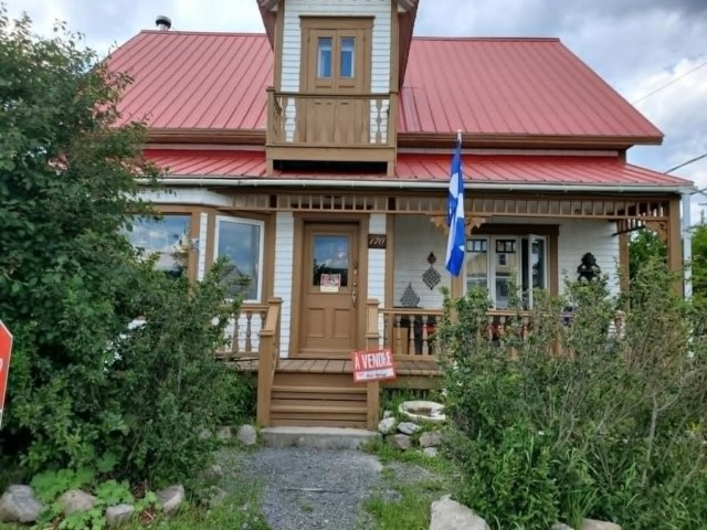 Photo 3 — 170 Rue Principale, Les Méchins, G0J 1T0, Les Méchins