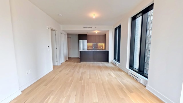 Photo 2 — 513-2060 Rue Peel, 513, Montréal, H3A 0J1, Montréal