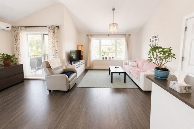 Photo 3 — 59 Av Du Parc, D, Laval, H7N 3W9, Laval