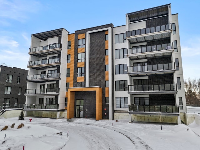 Façade — 13225, Boul. du Curé-Labelle, Mirabel, J7J2T3, Mirabel