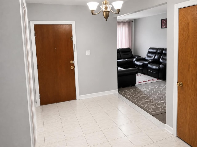 Hall d'entrée — 7480, Rue Garnier, Montréal (Villeray/Saint-Michel/Parc-Extension), H2E2A5, Montréal (Villeray/Saint-Michel/Parc-Extension)
