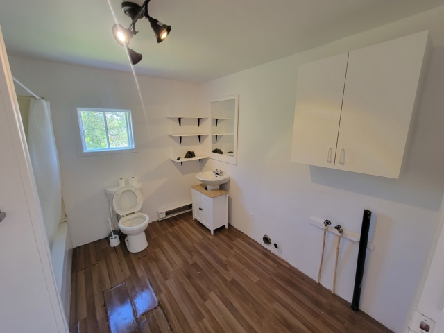 Photo 4 — 31 Rue Aubut, Gaspé, G4X 5H5, Gaspé