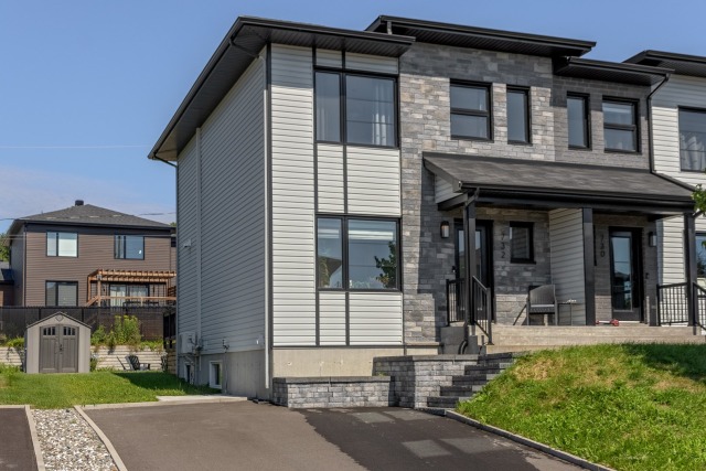 Façade — 732, Rue de Dover, Québec (Charlesbourg ), G2L0H3, Québec (Charlesbourg )