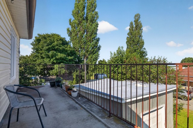 Balcon — 44A - 44C, Rue St-Elzéar, Sainte-Luce, G0K1P0, Sainte-Luce