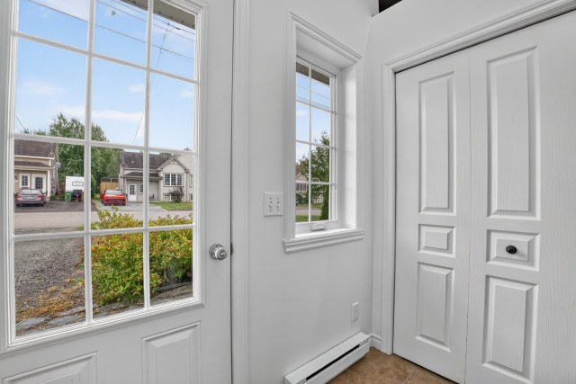 Hall d'entrée — 2723, Rue des Rocheuses, Sherbrooke (Fleurimont), J1E0E4, Sherbrooke (Fleurimont)