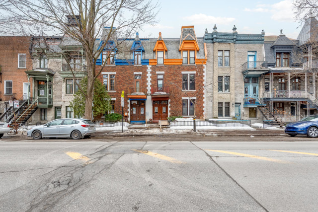 Façade — 3706A, Rue St-Hubert, Montréal (Le Plateau-Mont-Royal), H2L4A2, Montréal (Le Plateau-Mont-Royal)