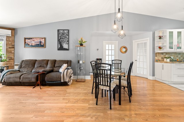 Salle à manger — 1240, Boul. Iberville, 202, Repentigny (Repentigny), J5Y3T1, Repentigny (Repentigny)