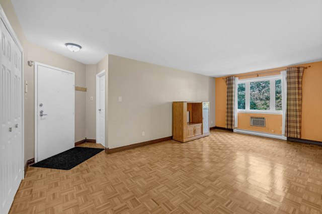 Hall d'entrée — 2620, Rue Bellerose, 2, Longueuil (Le Vieux-Longueuil), J4L4H9, Longueuil (Le Vieux-Longueuil)
