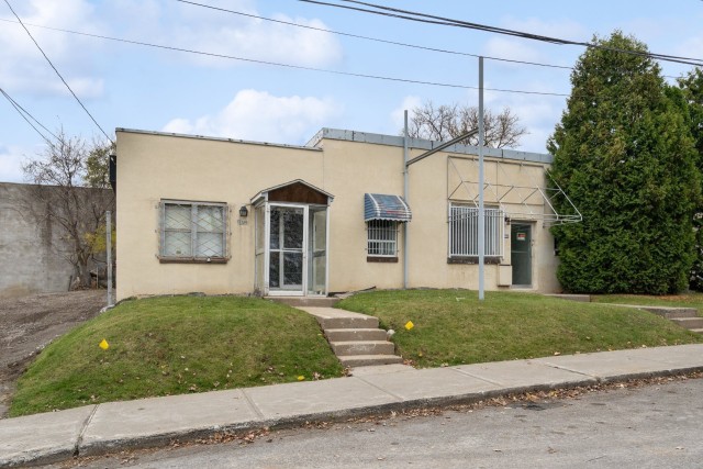 Facade — Av. Éthier, Montréal (Montréal-Nord), H1H3H5, Montréal (Montréal-Nord)