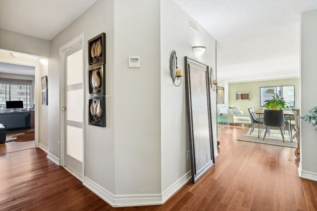 Hall d'entrée — 7075, Boul. Gouin E., 904, Montréal (Rivière-des-Prairies/Pointe-aux-Trembles), H1E5A8, Montréal (Rivière-des-Prairies/Pointe-aux-Trembles)