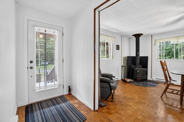 Hall d'entrée — 418 4e avenue de la Rivière-L'Assomption, Saint-Félix-de-Valois