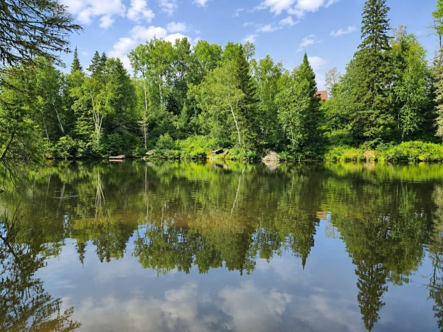 Bord de l'eau — 326 Ch. du Réservoir, Péribonka