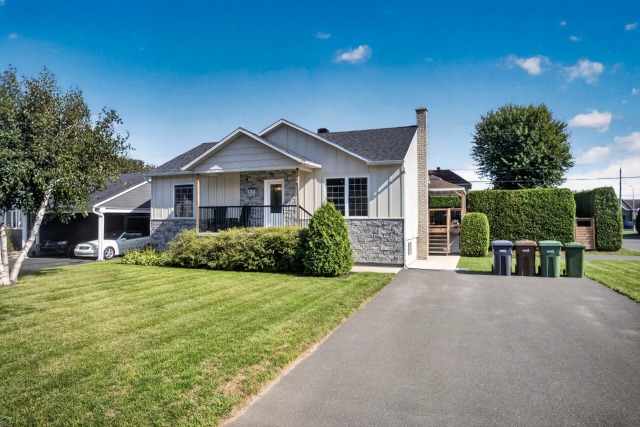 Façade — 8036, 8e Allée, Drummondville, J2A2J5, Drummondville