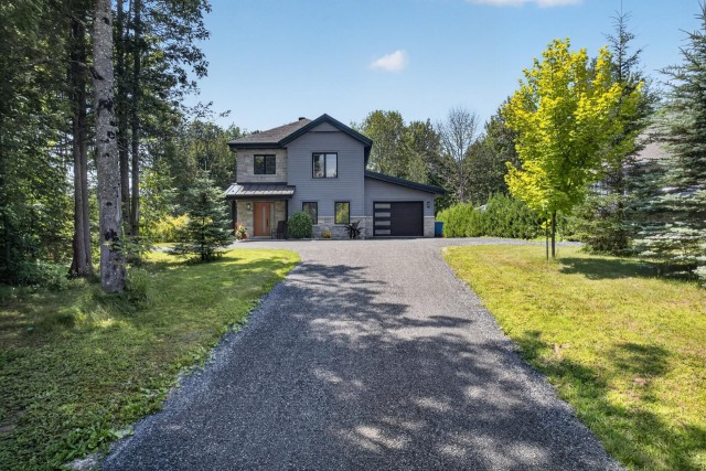 Façade — 490, Av. des Oréades, Magog, J1X0B1, Magog