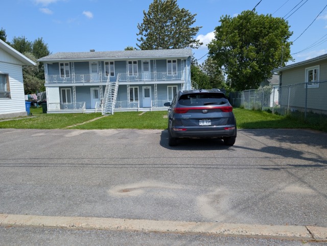 Photo 2 — 1813 Rue Fréchette, Québec