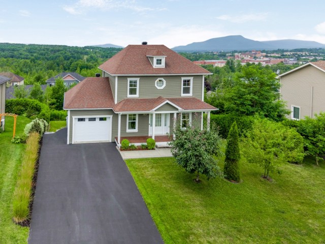 Photo 3 — 383 Rue Rolland-Dion, Magog