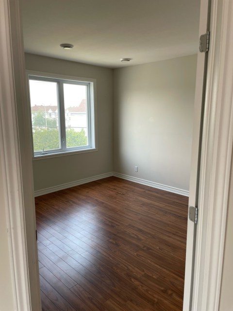 Photo 3 — 323 Place Corbeil, Mascouche