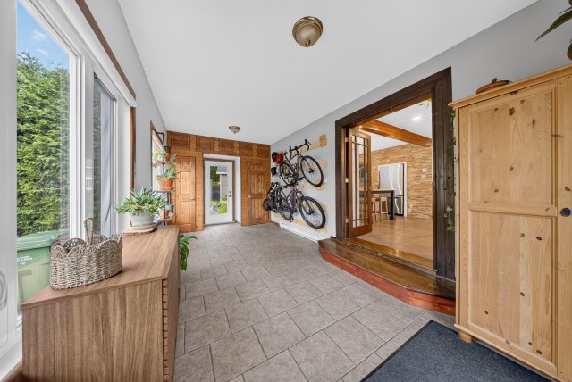 Hall d'entrée — 1021, Av. du Parc, Sherbrooke (Brompton/Rock Forest/Saint-Élie/Deauville), J1N3P1, Sherbrooke (Brompton/Rock Forest/Saint-Élie/Deauville)