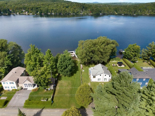 Accès au plan d'eau — 102 Ch. du Domaine-Martin, Stanstead - Canton
