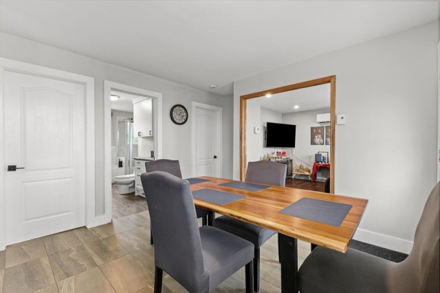 Salle à manger — 227 Ch. Fogarty, Gatineau