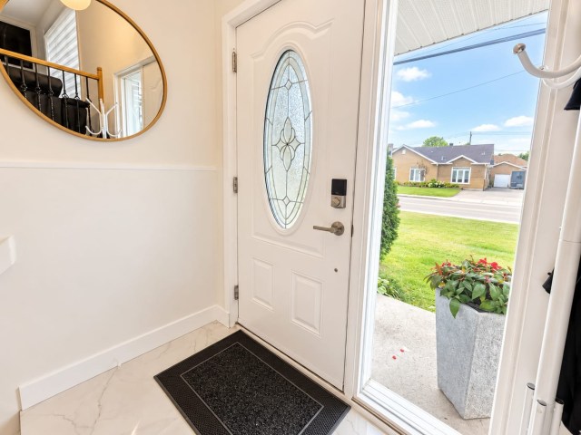 Hall d'entrée — 1551, Ch. de la Réserve, Saguenay (Chicoutimi), G7J0C7, Saguenay (Chicoutimi)
