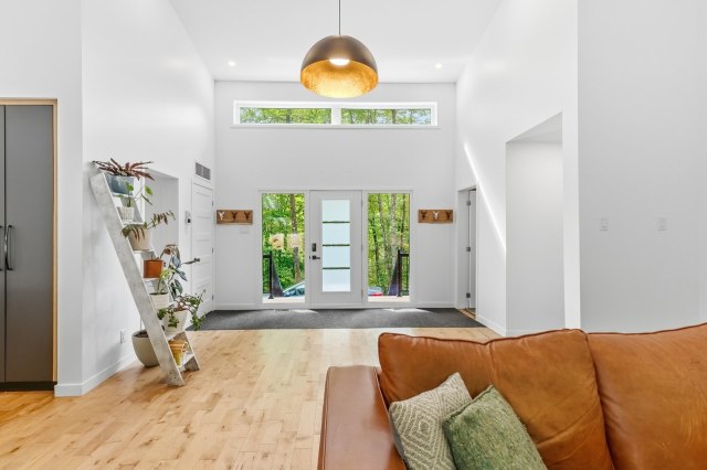 Hall d'entrée — 471, Ch. du Lac-Breton, Saint-Sauveur, J0R1R1, Saint-Sauveur