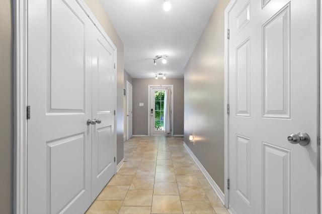 Hall d'entrée — 198, Rue de la Petite-Ourse, Gatineau (Aylmer), J9J0S1, Gatineau (Aylmer)