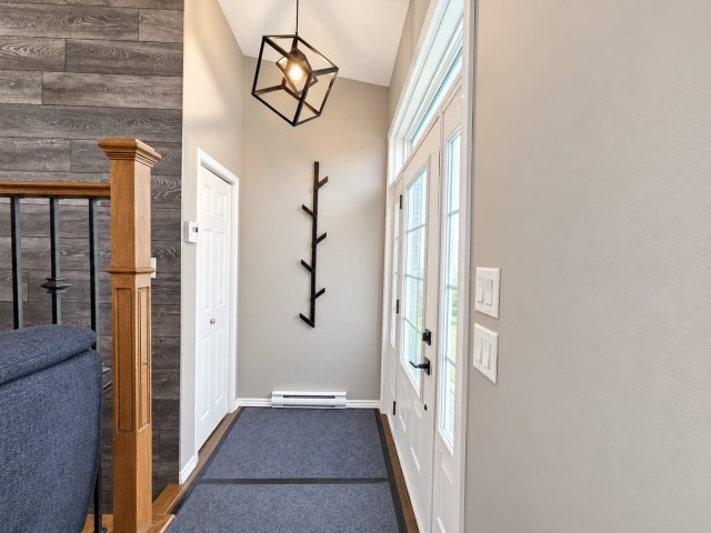 Hall d'entrée — 572 Rue Flamand, Saint-Honoré