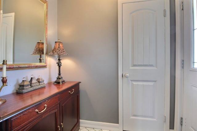 Hall d'entrée — 1350 128e Rue, Shawinigan