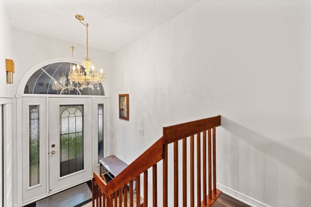 Hall d'entrée — 212 Rue Jules-Verne, Gatineau