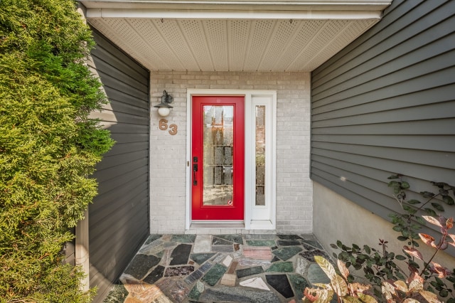 Entrée extérieure — 63 Rue Dufresne, Saint-Jean-sur-Richelieu