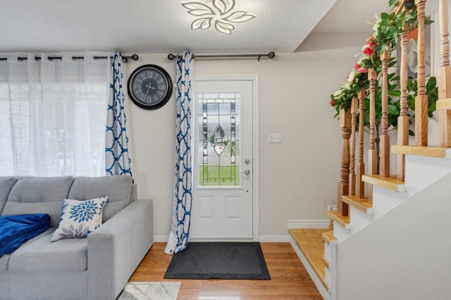 Hall d'entrée — 27 Rue de Sabrevois, Gatineau