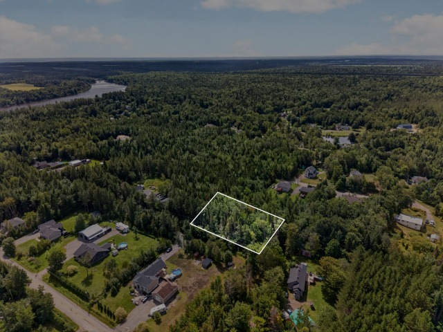 Serre — 24 Rue Dulude, Pont-Rouge