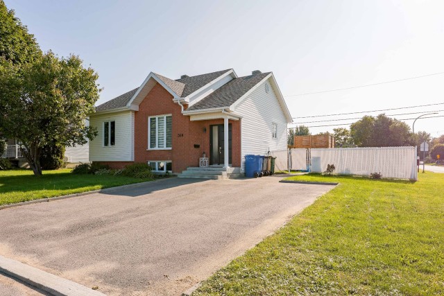 Façade — 360, Rue Cambert, Trois-Rivières, G9B1V1, Trois-Rivières
