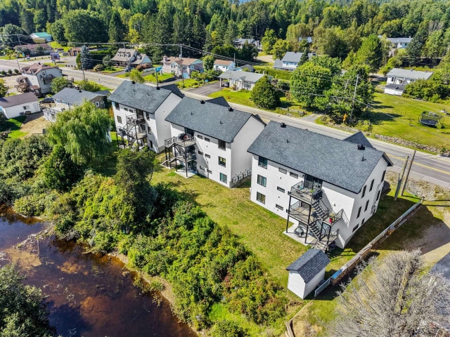 Photo aérienne — 1005 - 1009 Rue Principale, Saint-Côme