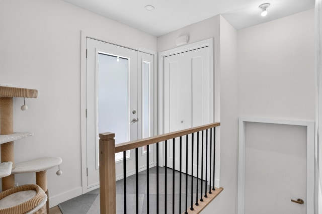 Hall d'entrée — 878, Rue des Tournesols, Saint-Hippolyte, J8A0N5, Saint-Hippolyte