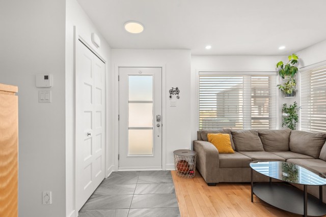 Hall d'entrée — 156, Rue Ste-Anne, Saint-Jacques, J0K2R0, Saint-Jacques