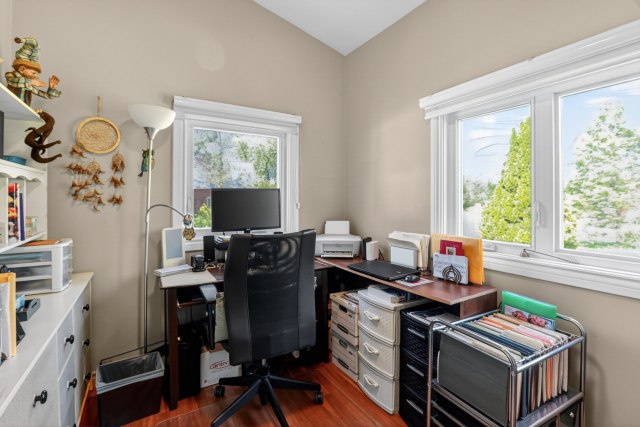 Bureau — 16 - 16A Rue Lanthier, Saint-André-Avellin