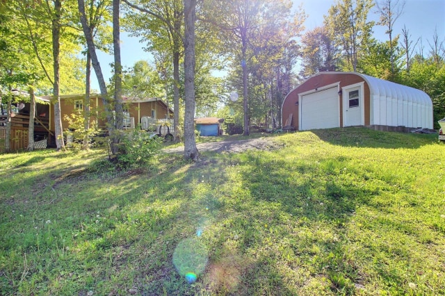 Garage — Ch. du Lac-Sept-Îles, Chandler