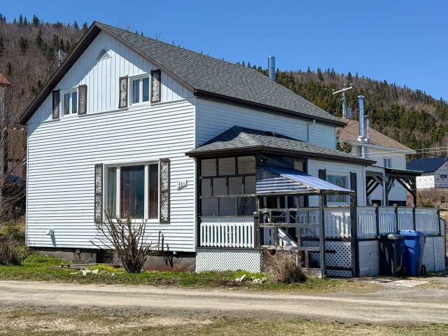 Extérieur — 21 - A, Gaspé