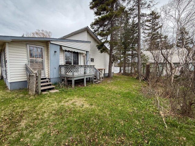 Extérieur — 816 Boul. de la Pointe-Navarre, Gaspé