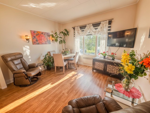 Salle à manger — 745 Av. de l'Hôtel-de-Ville, Chandler