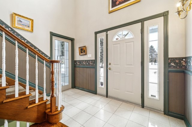Hall d'entrée — 918, Av. Lépine, Gatineau (Buckingham), J8M1M9, Gatineau (Buckingham)